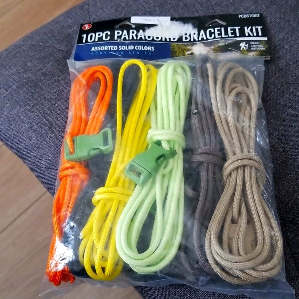 10PC Paracord Bracelet Kit
